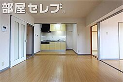 シャンボール近藤II 4階3LDKのリビング/ダイニング