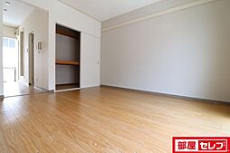 ラフォーレ駒方　A棟 1階1Kのリビング/ダイニング