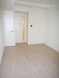 ライジングコート瑞穂通 10階1Kのリビング/ダイニング