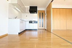 岡部ビル 4階2DKのリビング/ダイニング