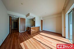 パークホームズ丸の内ザレジデンス 10階1LDKのリビング/ダイニング