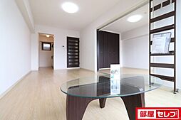 ARK21ビル 3階1LDKのリビング/ダイニング