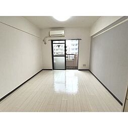 マンションK&K 3階ワンルームのリビング/ダイニング