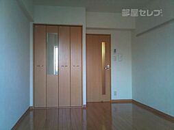 リアライズ沢下町II（willDo金山沢下） 5階1Kのリビング/ダイニング