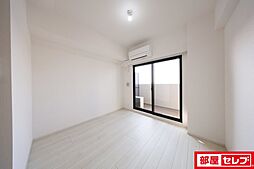 S-RESIDENCE野並駅前broad 4階1Kのリビング/ダイニング