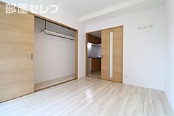 グランドゥール千種 2階1Kのリビング/ダイニング