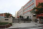 名古屋市立堀田小学校 832m