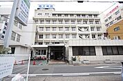 医療法人勝又病院 894m