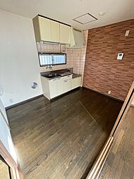 アーバンハウスモトハシA 301 3階2DKのリビング/ダイニング