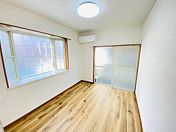 ロイヤルハイツ 101 1階ワンルームのリビング/ダイニング