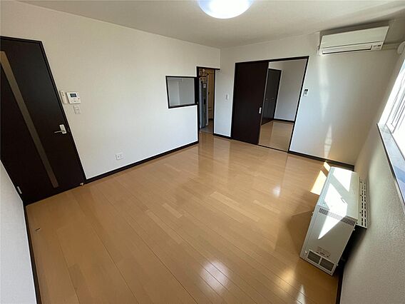 ノワール_内装_7