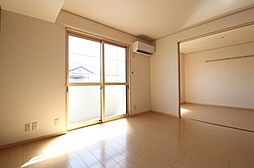 カプチーノ　A・B・C・D 203 2階2LDKのリビング/ダイニング