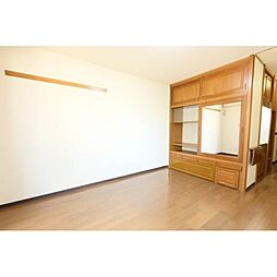 ミルキーウェイ3ｒｄ 103 1階ワンルームのリビング/ダイニング