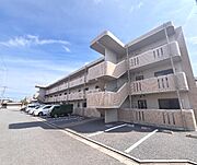 鹿島神宮駅より徒歩99分 築17年6ヶ月 3階建の賃貸物件