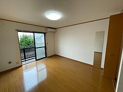 ラフォンテ・レパードIV 206 2階ワンルームのリビング/ダイニング