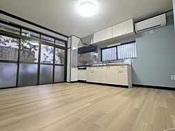 ロイヤルパーク　ふじみ野 2階3LDKのリビング/ダイニング