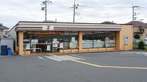 セブンイレブン　徒歩2分