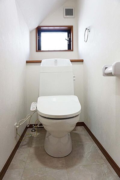 1階トイレ　新品