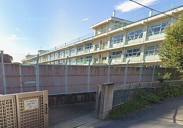 川越市立名細小学校　徒歩11分