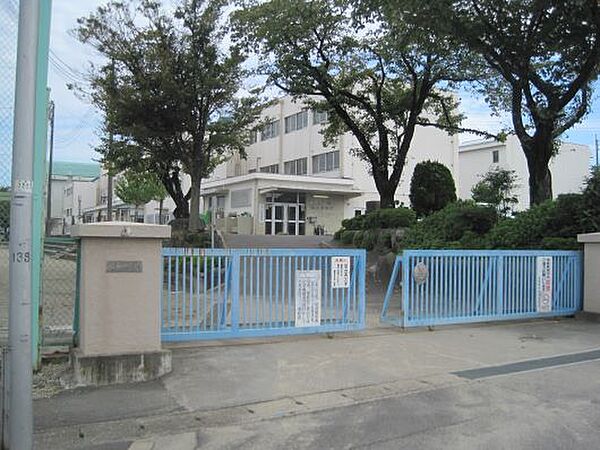 各務原市立蘇原中学校　2990m