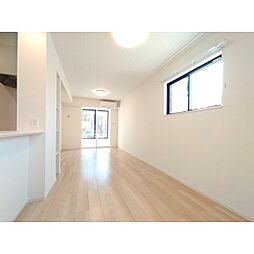 ソルジェンテカーサ西軽井沢II 1階1LDKのリビング/ダイニング