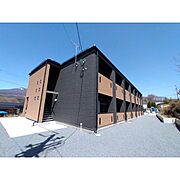 御代田駅より徒歩23分 2階 築1年9ヶ月の賃貸物件