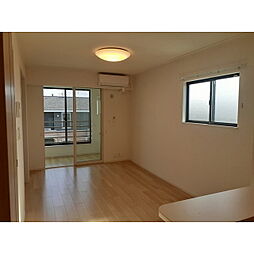 ジェルメ　II 2階2LDKのリビング/ダイニング