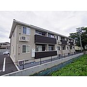 中込駅よりバス9分 徒歩3分 築13年4ヶ月 2階建の賃貸物件