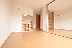 アルカディア 201 2階2LDKのリビング/ダイニング