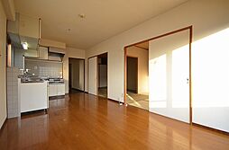 ハイライフ和誠 401 4階3LDKのリビング/ダイニング