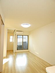 ハイ　ロザーナ　ファミリア 204 2階1LDKのリビング/ダイニング