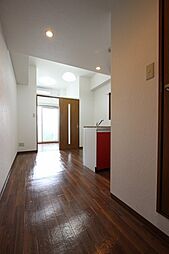 Lion鶴見 703 7階1LDKのリビング/ダイニング