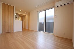 サンマルク W 203 2階ワンルームのリビング/ダイニング