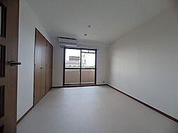 岡本ビル 602 6階1Kのリビング/ダイニング