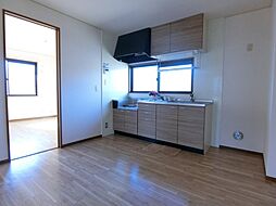 セジュール中相田　II棟 201 2階2LDKのリビング/ダイニング