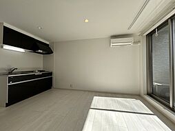 REGALEST千田町 101 1階1LDKのリビング/ダイニング