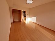 グランジュネッス_内装_0