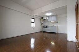 アクシーズビル 705 7階1LDKのリビング/ダイニング