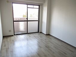 フローレンス尾前 402 4階2DKのリビング/ダイニング