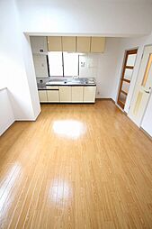 伊藤マンション 204 2階2LDKのリビング/ダイニング