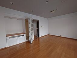 カーサエルフ 201 2階4LDKのリビング/ダイニング