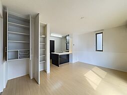 カーサソレアード B 102 1階2LDKのリビング/ダイニング