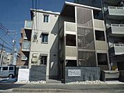 草津駅より徒歩9分 1階 築4年8ヶ月の賃貸物件