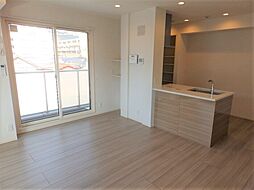 サリオス庚午北 301 3階1LDKのリビング/ダイニング