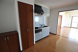 マハロリゾート 302 3階1DKのリビング/ダイニング