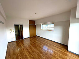 ヴィラくすの木 704 7階1Kのリビング/ダイニング