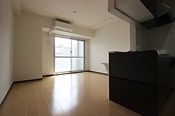 コンティニューム宇品 203 2階1DKのリビング/ダイニング