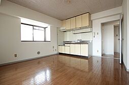 パストラルI 305 3階2LDKのリビング/ダイニング