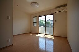 ファミール片島 202 2階ワンルームのリビング/ダイニング