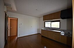 ドルフ井口台　A棟 201 2階3DKのリビング/ダイニング